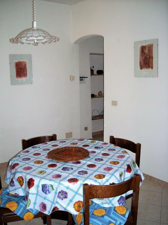 Alloggio Basilico Diano San Pietro Bagian luar foto