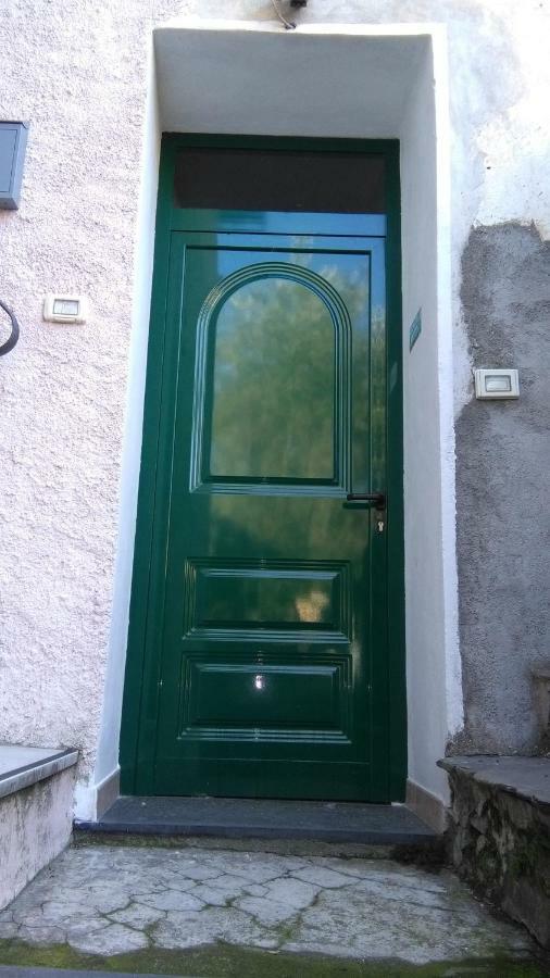 Alloggio Basilico Diano San Pietro Bagian luar foto